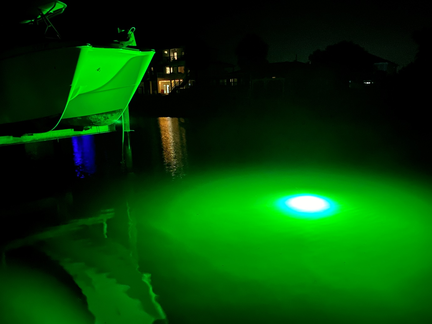 green underwater LED light