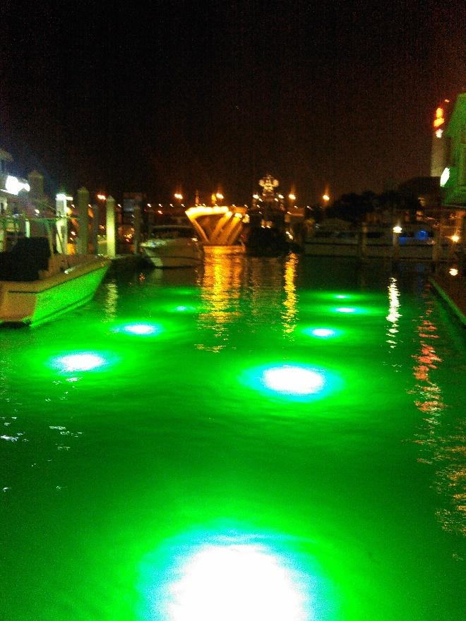 green underwater LED light